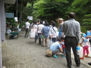 2010 0819 15 300x225 硯水不動尊の霊水＆温泉　キャンプ最終日　山梨県富士吉田市　#021