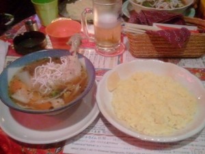 2011 03 05 20.28.09 300x225 マジックスパイスで元祖スープカラーを食す。