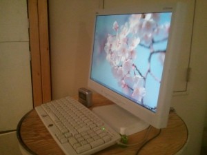 2012 02 19 17.50.13 300x225 メインPC調達