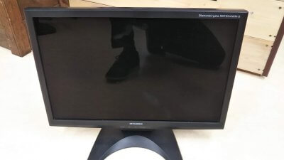 DSC 0104 400x225 MITSUBISHI DISPLAY（RDT204WM S）中古品を購入　ディスプレイ「BenQ」が壊れた