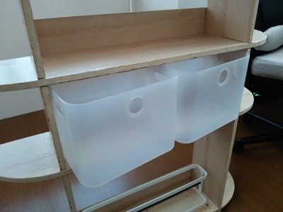 DSC 0042 1 400x300 玄関に小物を置く棚をDIY