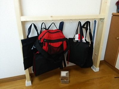 DSC 0078 400x300 新たな本棚を2×4(ツーバイフォー)でDIY　ディアウォール その4