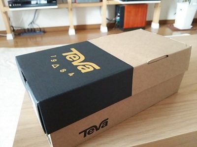 DSC 0038 400x300 Teva(テバ) スポーツサンダル ハリケーン　誕生日プレゼントに