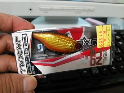 DSC 0089 400x300 ハードルアー　バイブレーション　ジャッカル(JACKALL) TN60 ノーマルサウンド　ダブルクラッチ黒金