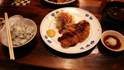 DSC 0048 400x225 仕事納めの夕食は5年連続のとんかつ屋