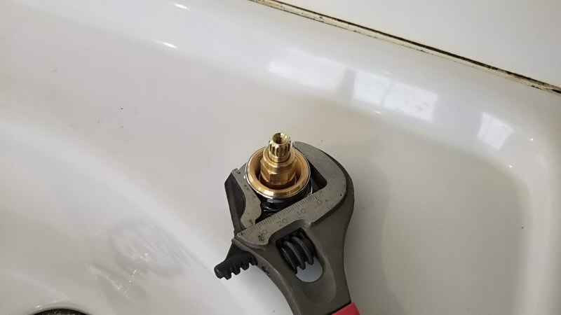 美容院のシャンプーボール部品・水栓（スピンドル）を交換DIY | HCZ BLOG