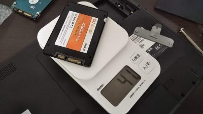 DSC 0101 2 400x225 【TOSHIBA dynabook T451】スピードアップのメンテナンス5　SSD 換装