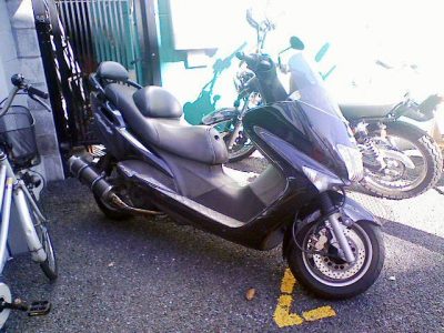 2007 1223 400x300 通勤バイクの紹介　ヤマハ マジェスティ125