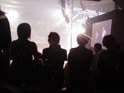 2008 0701 02 400x300 ケミストリー コンサート in 武道館 とラーメン「五行」西麻布