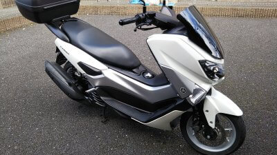 DSC 0086 400x225 納車後、初めて洗車したYAMAHA NMAX125　やっぱアレが必要かな