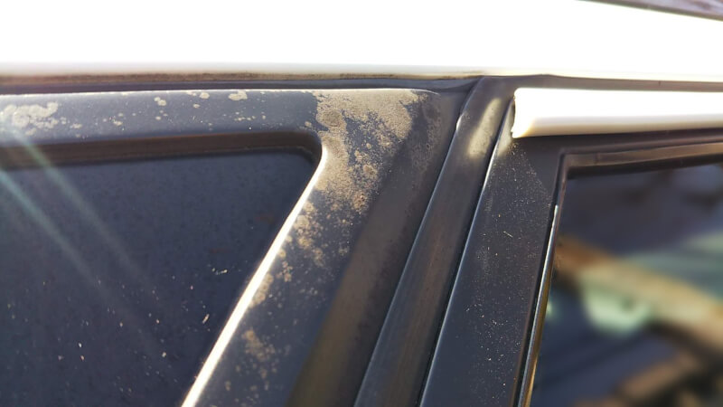 車の劣化したゴム製の窓枠をメンテナンス アコードワゴン Ch9 Hcz Blog