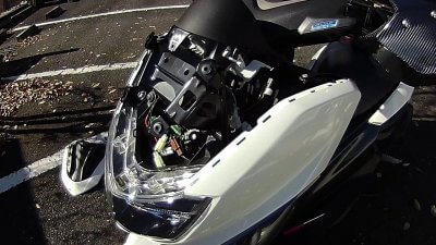 vlcsnap 2020 12 17 14h23m41s699 400x225 YAMAHA NMAX125 ポジション球をLED(チップ24連)に交換