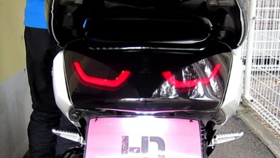 04 400x225 YAMAHA NMAX125 LEDテールランプ（タイエアA型）取り付け