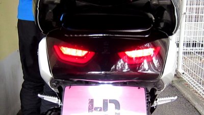 05 400x226 YAMAHA NMAX125 LEDテールランプ（タイエアA型）取り付け