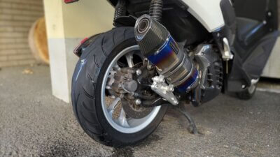 DSC 2623 400x225 【YAMAHA NMAX125】リアタイヤがパンクしたので自分で修理しました。