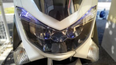 DSC 2996 01 400x225 【YAMAHA NMAX125】ポジション球（LED）を交換しました。