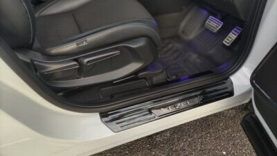 DSC 3211 400x225 ホンダ ヴェゼル（e:HEV）サイドステップガードをリニューアル！ 【HONDA VEZEL VOL.00】