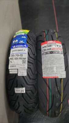 DSC 3366 225x400 スクーター（NMAX125改）リア（後）タイヤ交換　新旧共にIRC モビシティ（MOBICITY）SCT 001