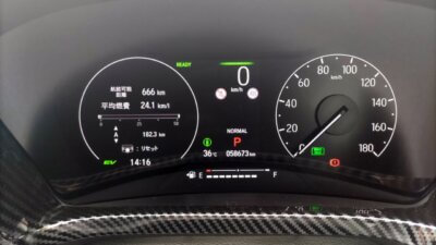 ホンダ ヴェゼル(e:HEV)補機用12Vバッテリー交換【HONDA VEZEL VOL.101】 DSC 3798 400x225 ホンダ ヴェゼル(e:HEV)補機用12Vバッテリー交換【HONDA VEZEL VOL.101】