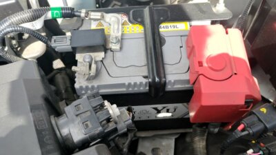ホンダ ヴェゼル(e:HEV)補機用12Vバッテリー交換【HONDA VEZEL VOL.101】 vlcsnap 2026 08 26 07h54m00s081 400x225 ホンダ ヴェゼル(e:HEV)補機用12Vバッテリー交換【HONDA VEZEL VOL.101】