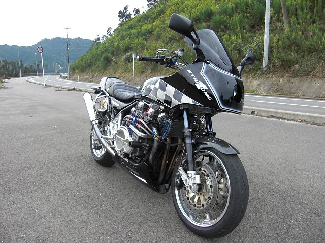KAWASAKI ZEPHYR1100 OWNER MIYACHI 2008｜ORENO-K HCZ.JP