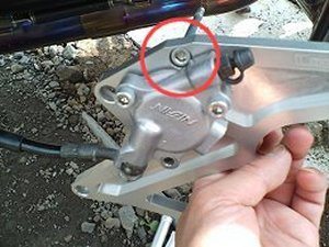 レリーズ取り付けの注意点